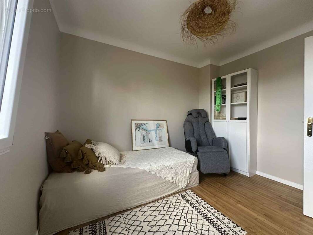 Maison de ville rénovée avec 3 chambres - photo 9