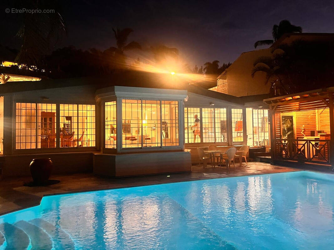 Maison à SAINT-DENIS