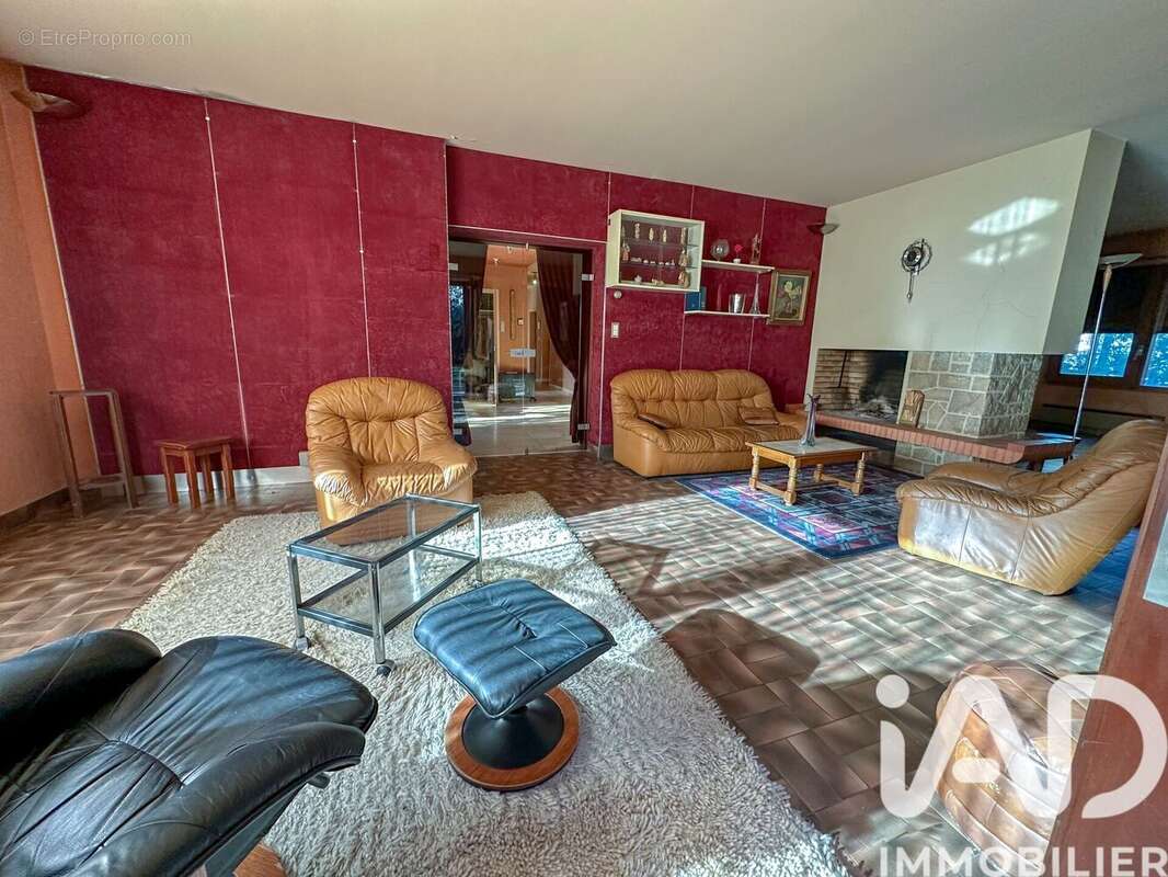 Photo 8 - Maison à LE MALZIEU-VILLE