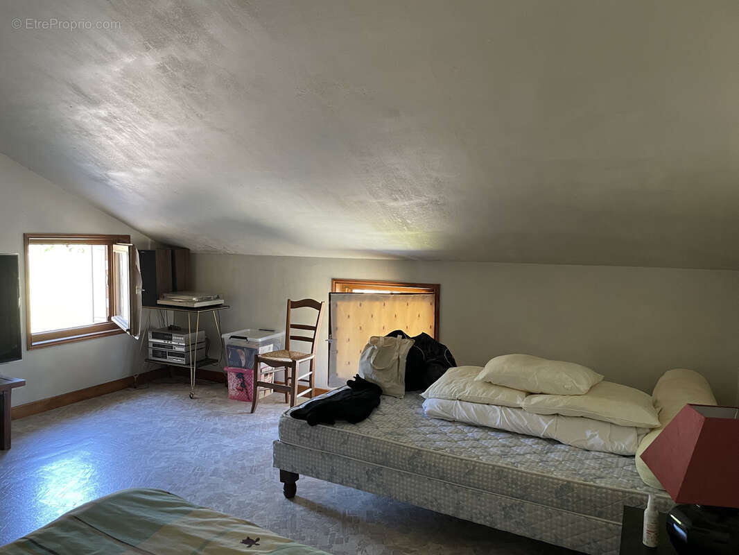 Maison à LES SALLES