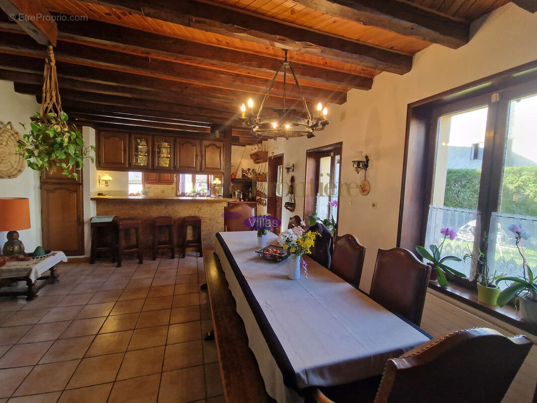 Maison à DOUVAINE