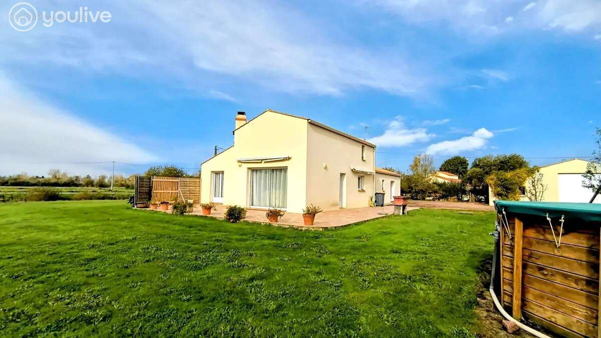 Maison à LE PERRIER