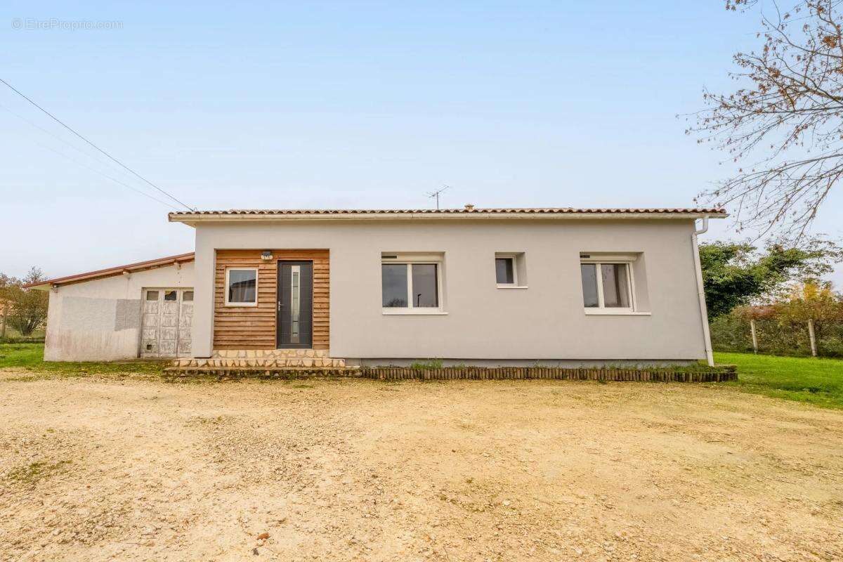 Maison à LES EGLISOTTES-ET-CHALAURES