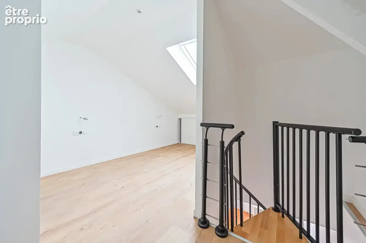 Suresnes – duplex rénové – 2 chambres – 63,36 m² au sol et 42 m² carrez - photo 11