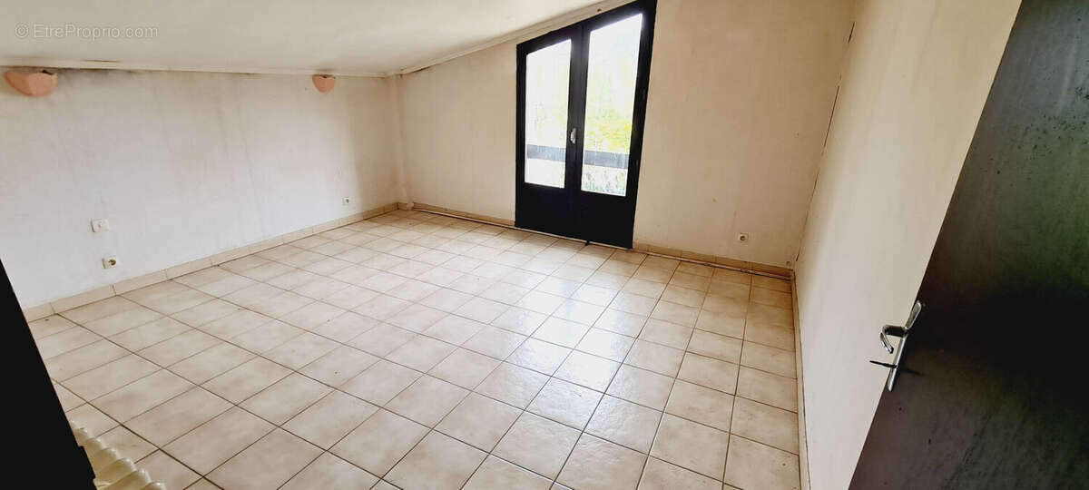 Maison t7 avec atelier garage et 4974m²  de terrain - photo 11