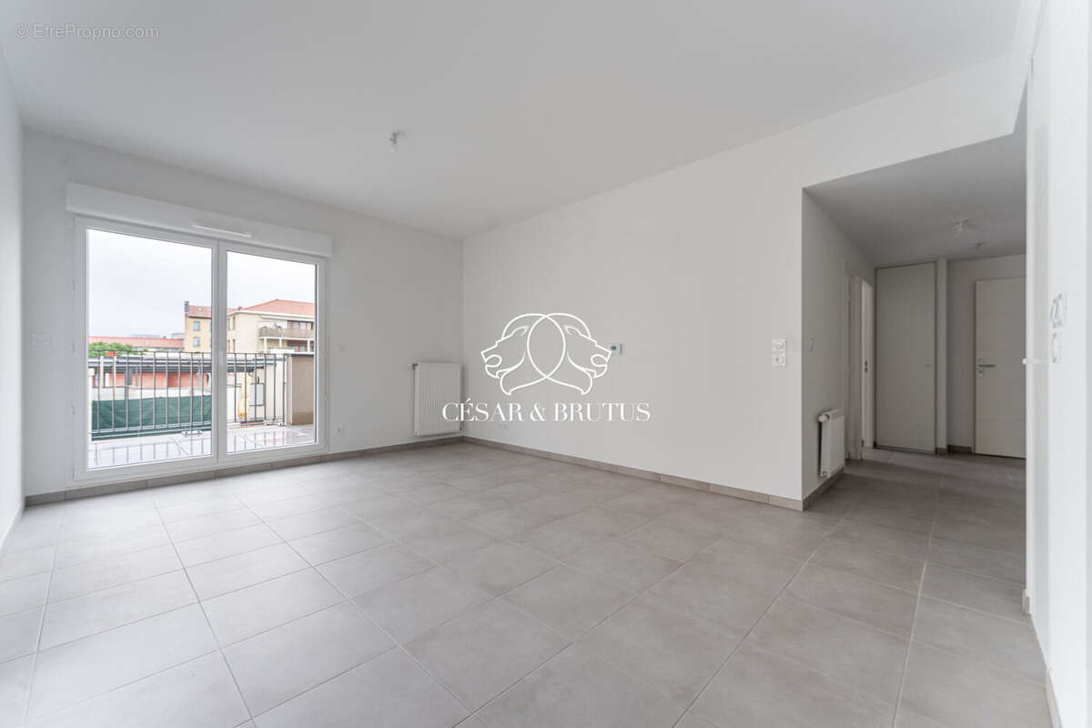 Appartement à LYON-8E