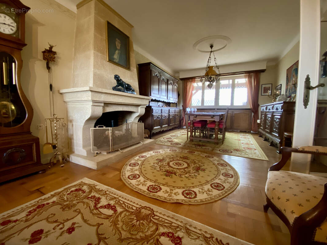 Maison à LOUPERSHOUSE