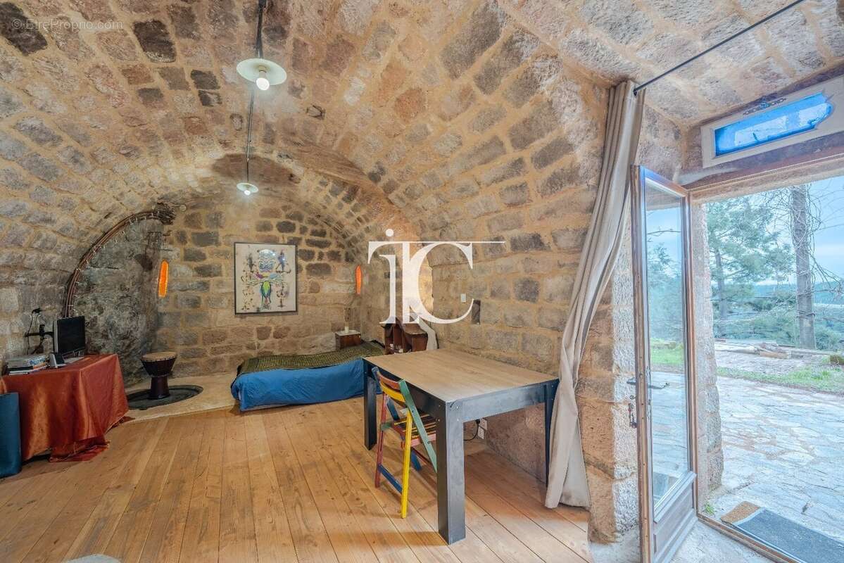 Maison à LES VANS