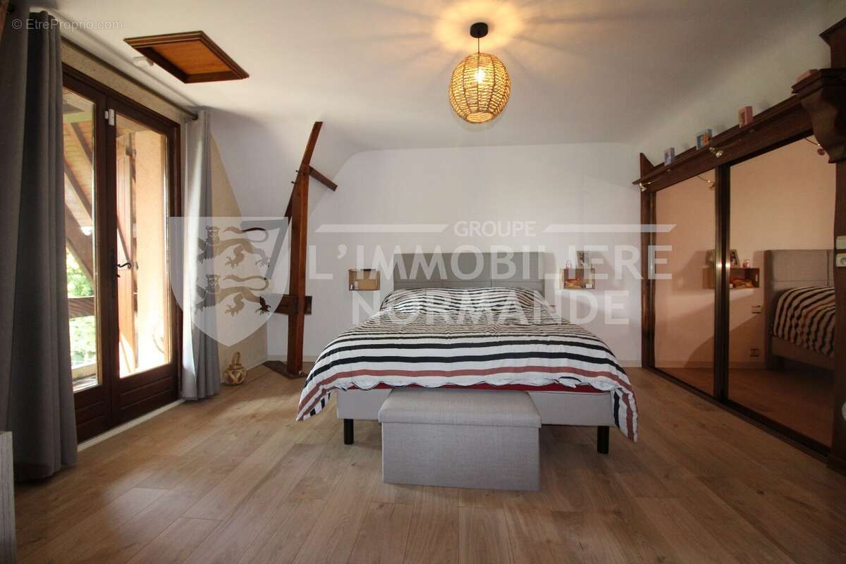 Maison à HEUDEBOUVILLE