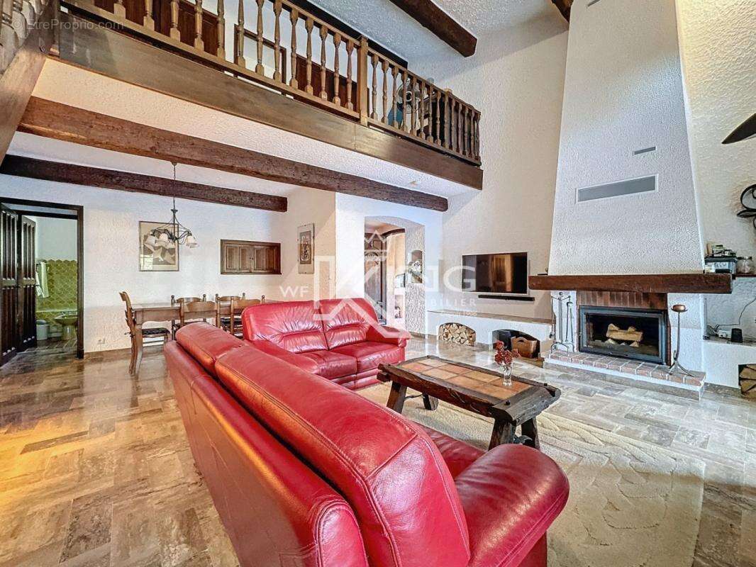 Villa de charme sur 1800 m2 de terrain - photo 5