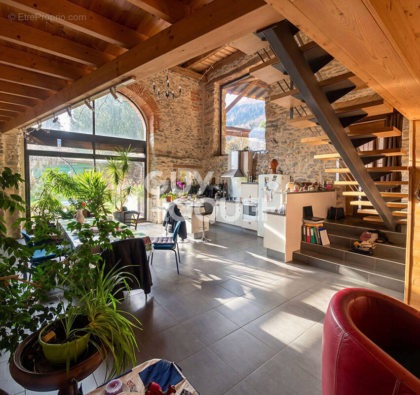 Maison à SAINT-PIERRE-D'ALLEVARD