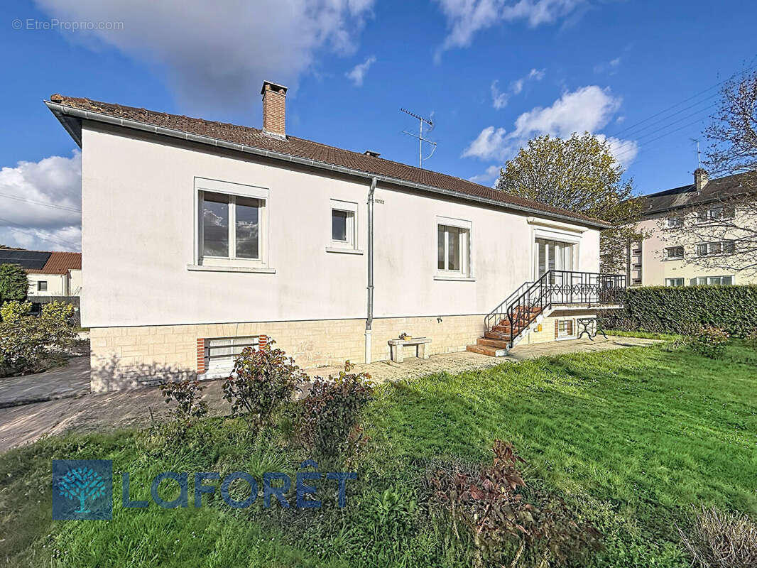 Maison à PACY-SUR-EURE