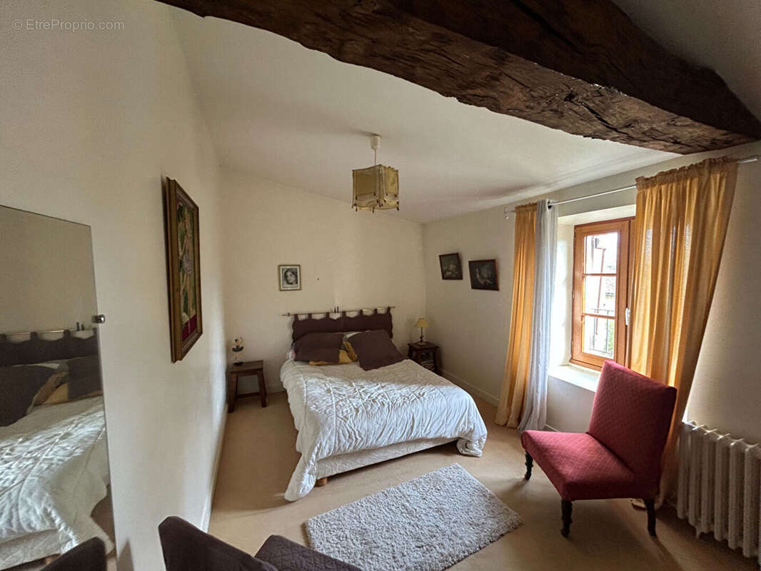 Maison à JAUNAY-CLAN