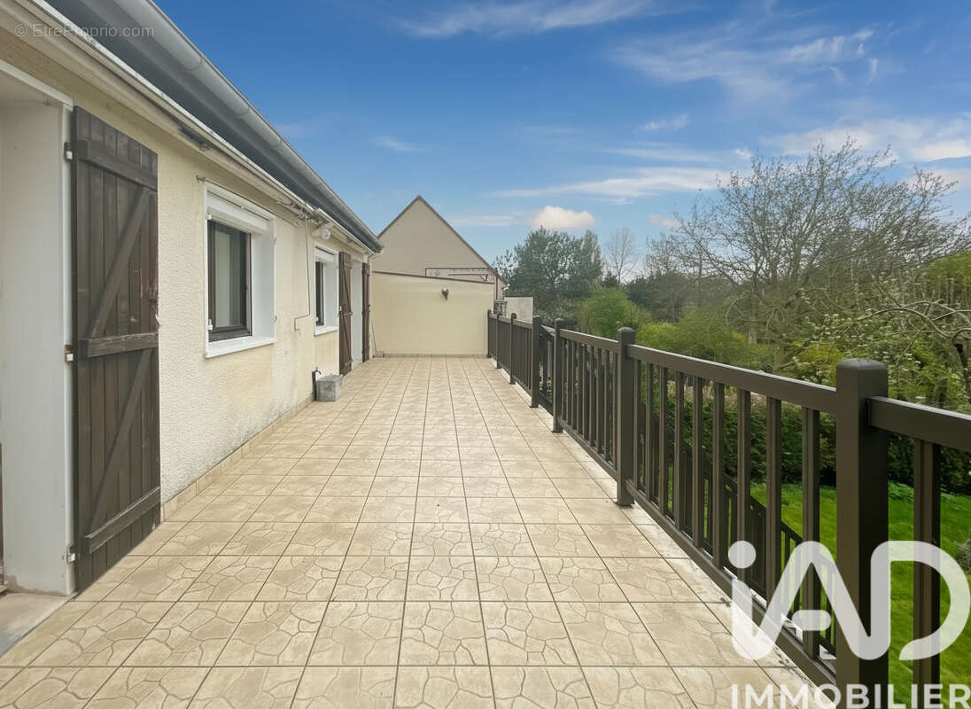 Photo 2 - Maison à MONTFERMEIL