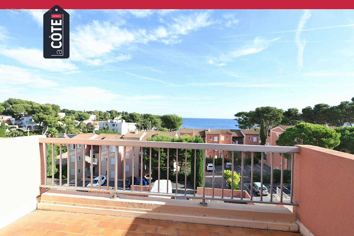 Appartement à CARRY-LE-ROUET