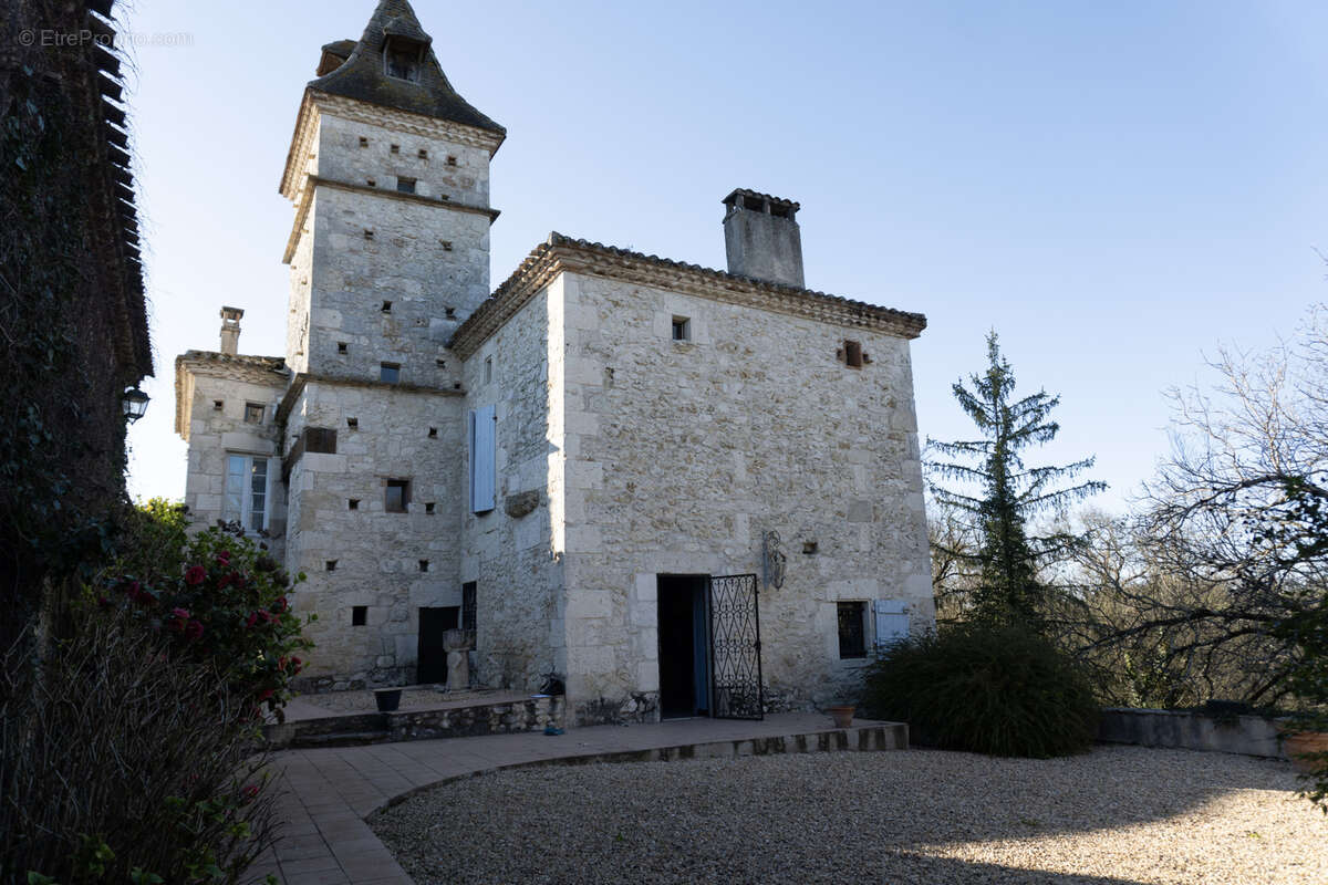 Maison à BRASSAC