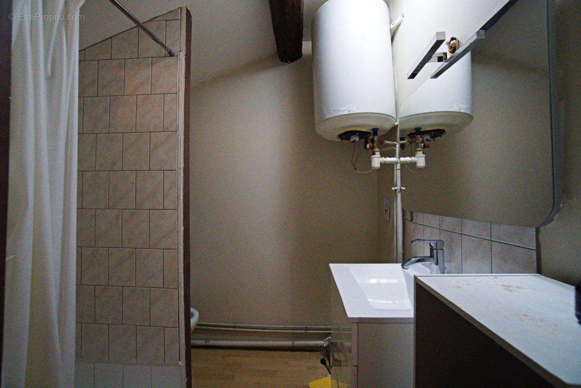 Appartement à QUINCIEUX