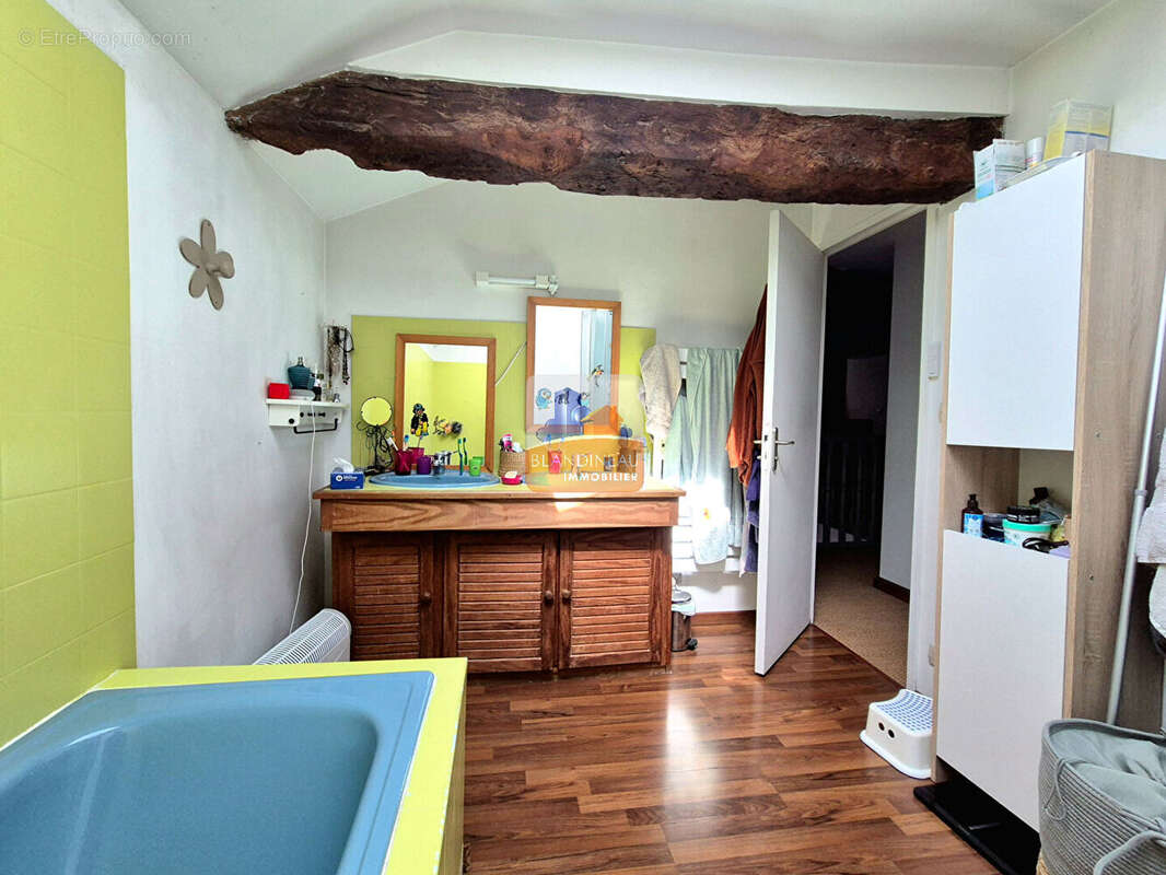 Maison à BOUGUENAIS