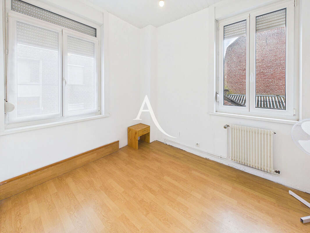 EXCLUSIVITÉ Maison 1930  - 77.08 m²  à Croix - photo 5