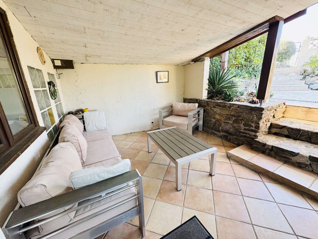 Maison à BORMES-LES-MIMOSAS