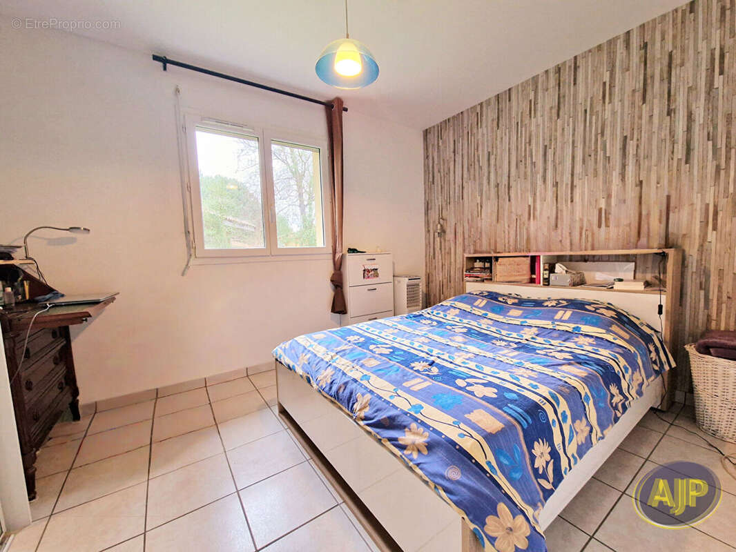 Maison à PARENTIS-EN-BORN