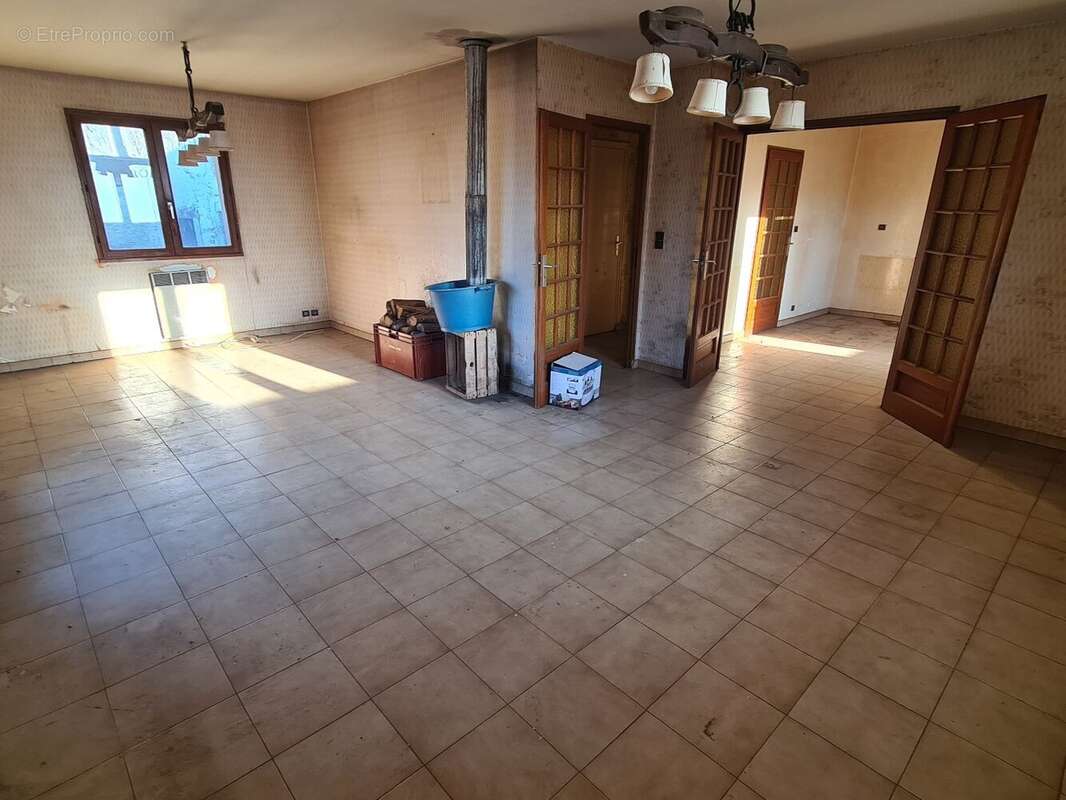 Maison à MONTAILLEUR