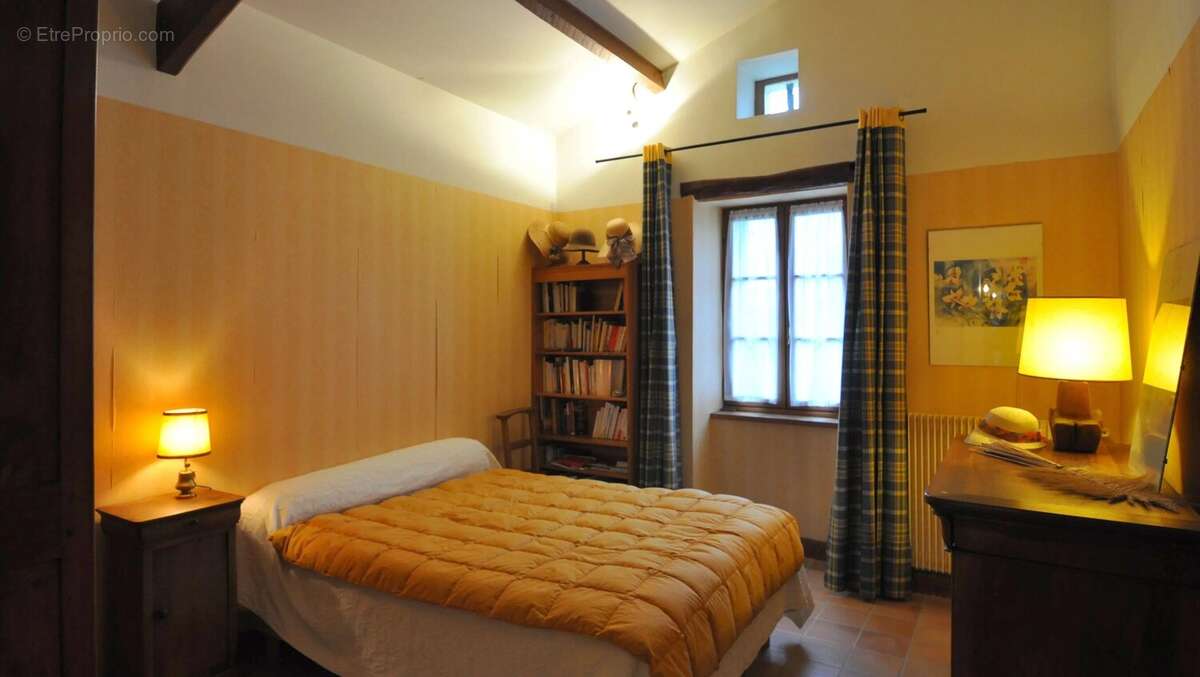 Maison à SAINT-AULAYE