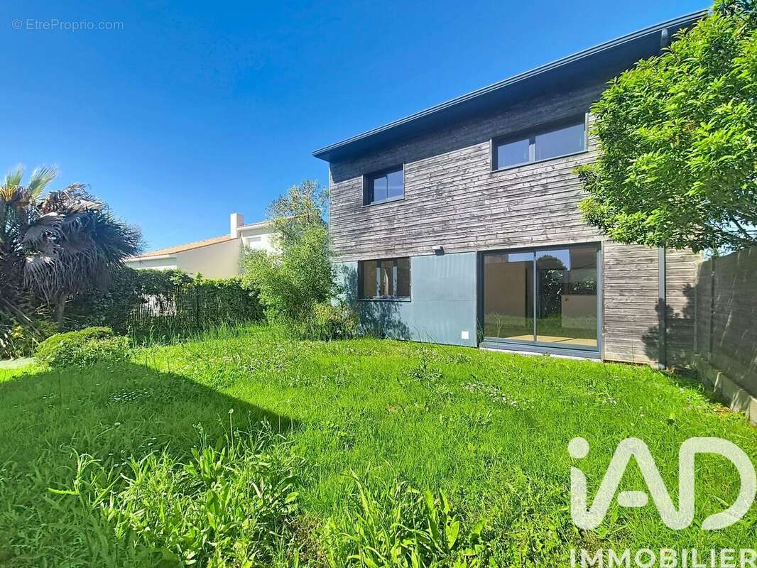 Photo 2 - Maison à SAINTE-PAZANNE