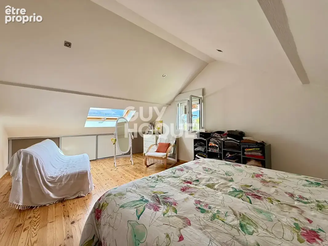Appartement  Duplex Entrelacs 5 pièces 196 m2 avec terrain - photo 9