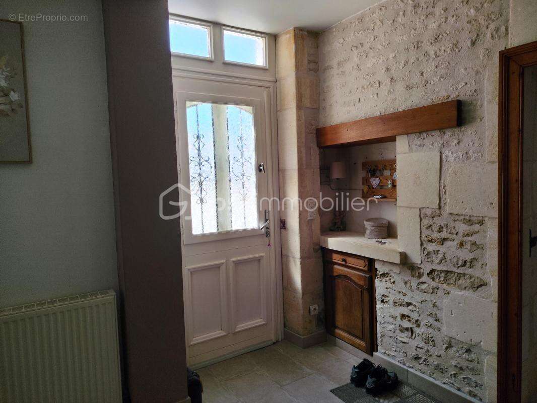 Maison charentaise avec gite et dépendances - photo 10