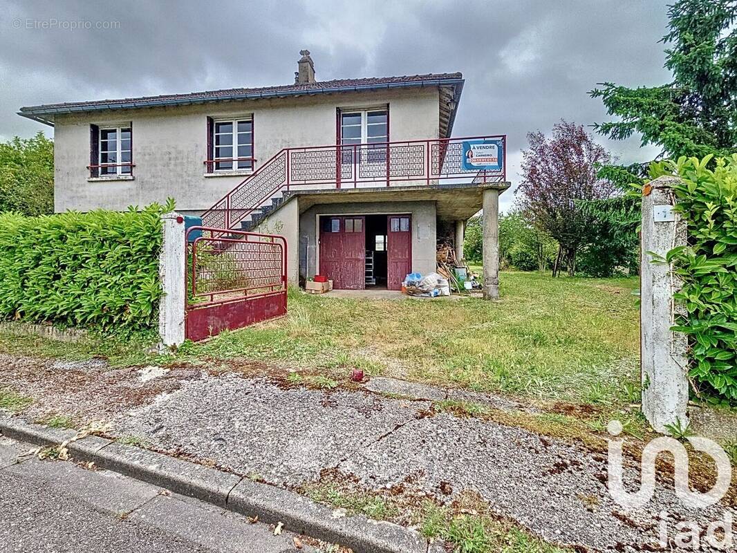 Photo 1 - Maison à CHAMPIGNELLES