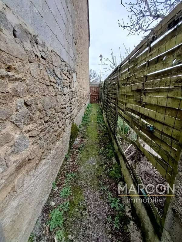 Maison à SAINT-GEORGES-LA-POUGE