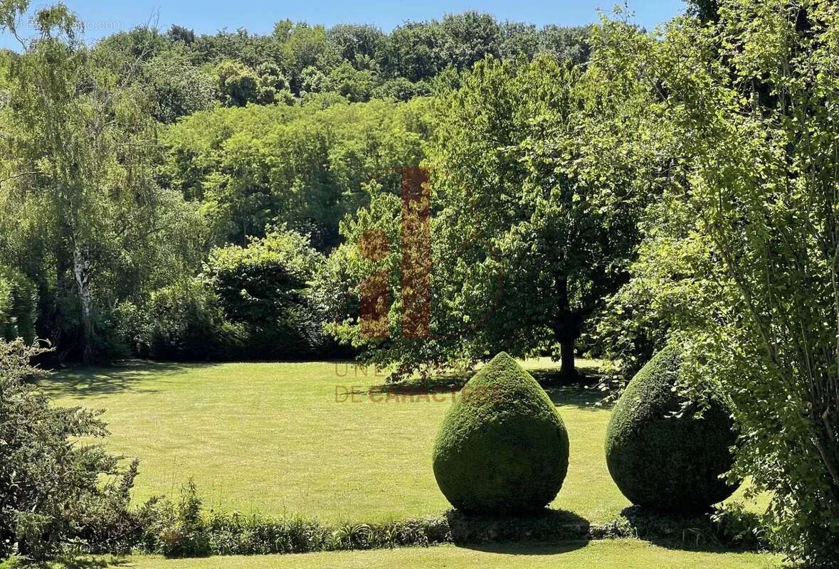 Maison à FONTAINEBLEAU