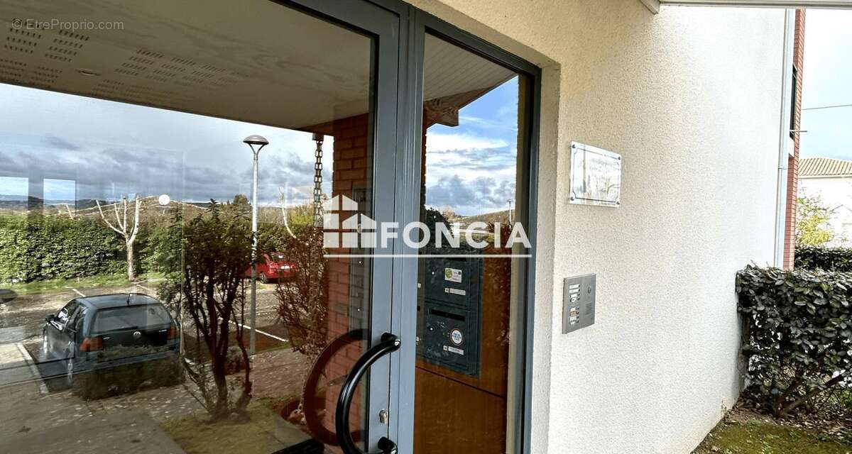 Appartement à PUJOLS