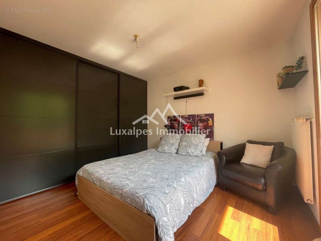 Appartement à SERRAVAL