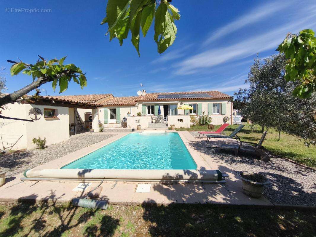 Maison à VALENSOLE