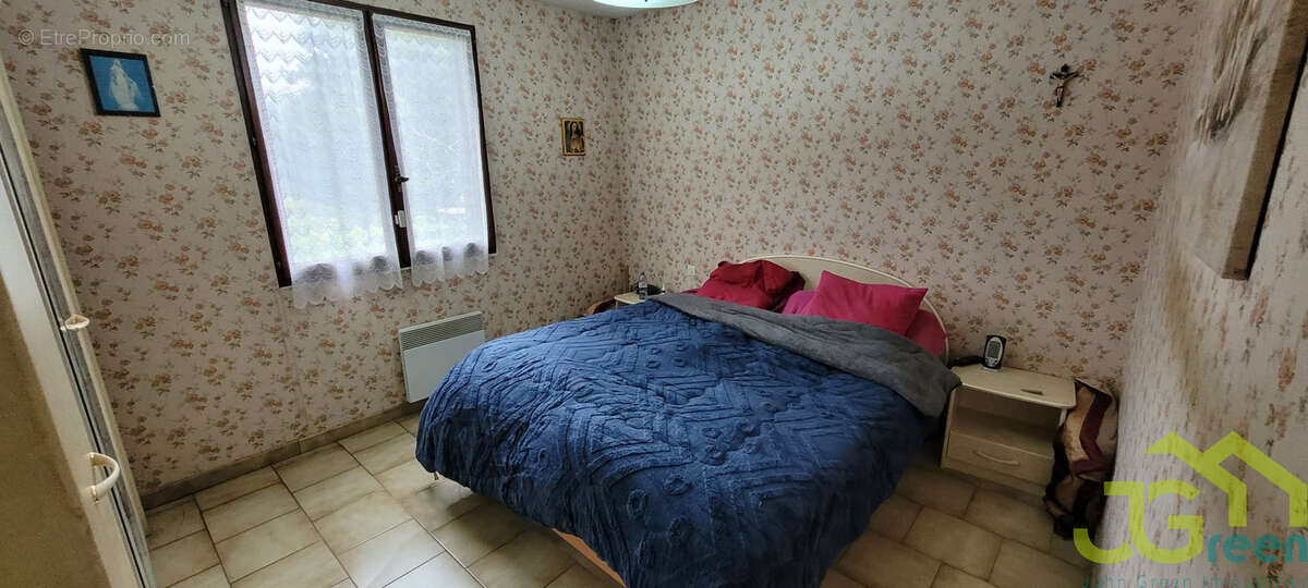 Maison à BORMES-LES-MIMOSAS