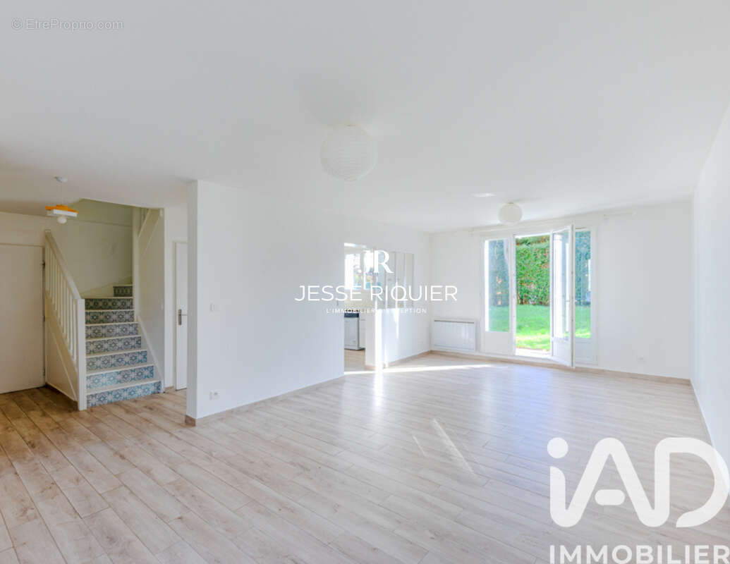 Photo 3 - Maison à VERNEUIL-SUR-SEINE