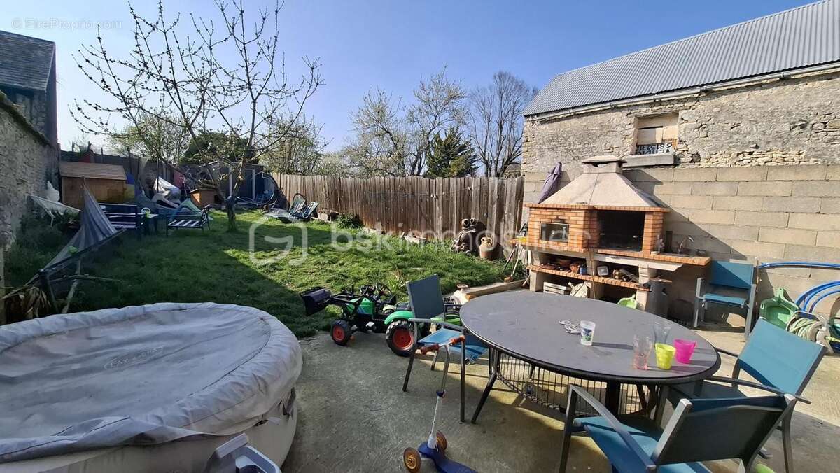 Maison à ANGERVILLE