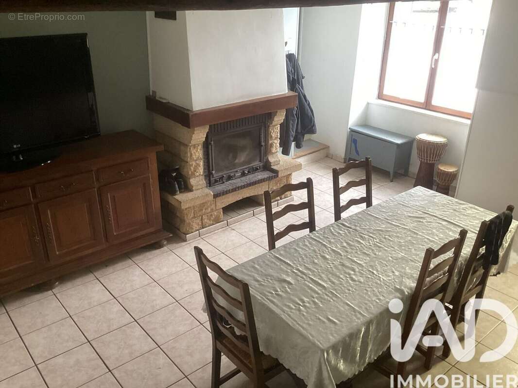 Maison 140 m² à Sancy-Les-Provins  - photo 3