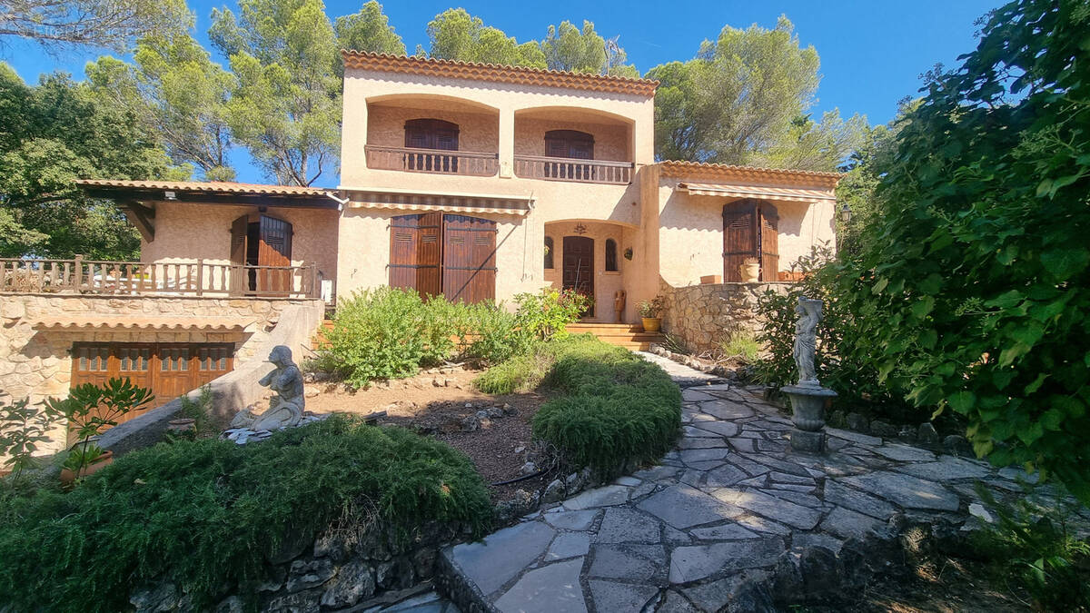 Maison à SAINT-RAPHAEL