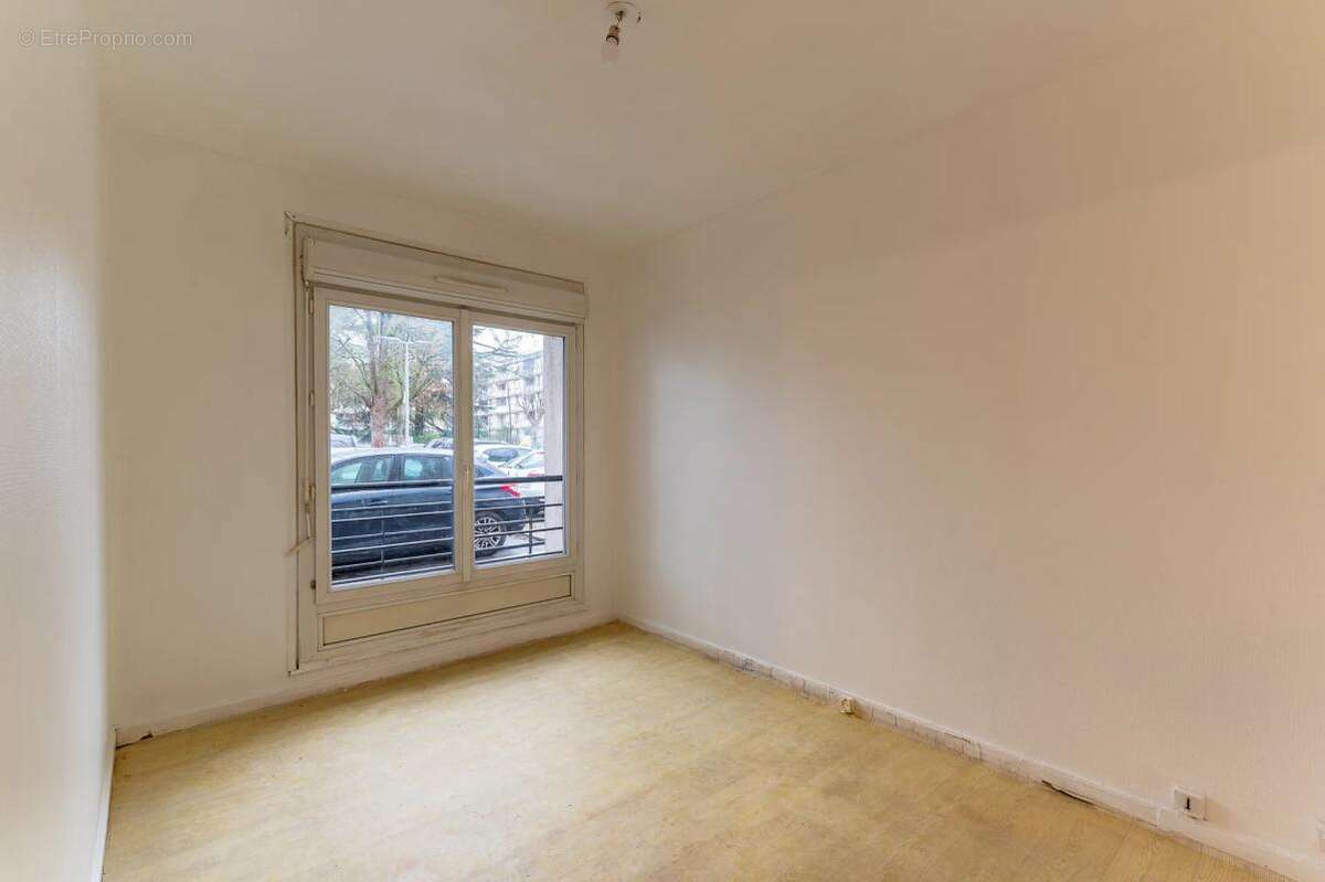 Appartement à AULNAY-SOUS-BOIS