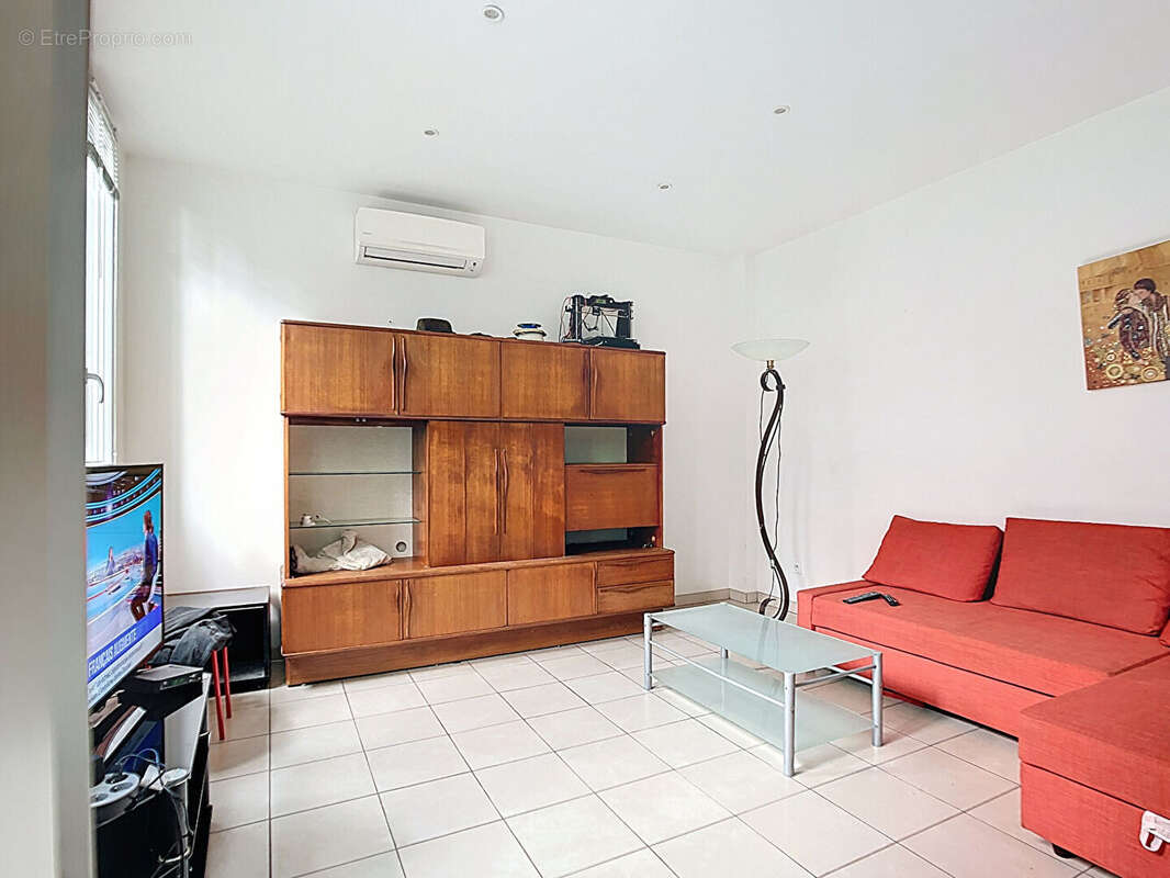 Appartement à MARSEILLE-14E