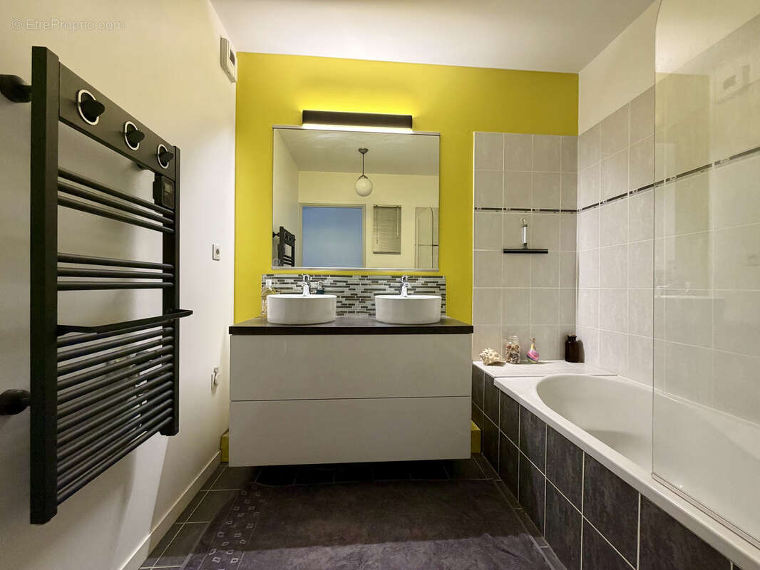 Appartement à CALUIRE-ET-CUIRE