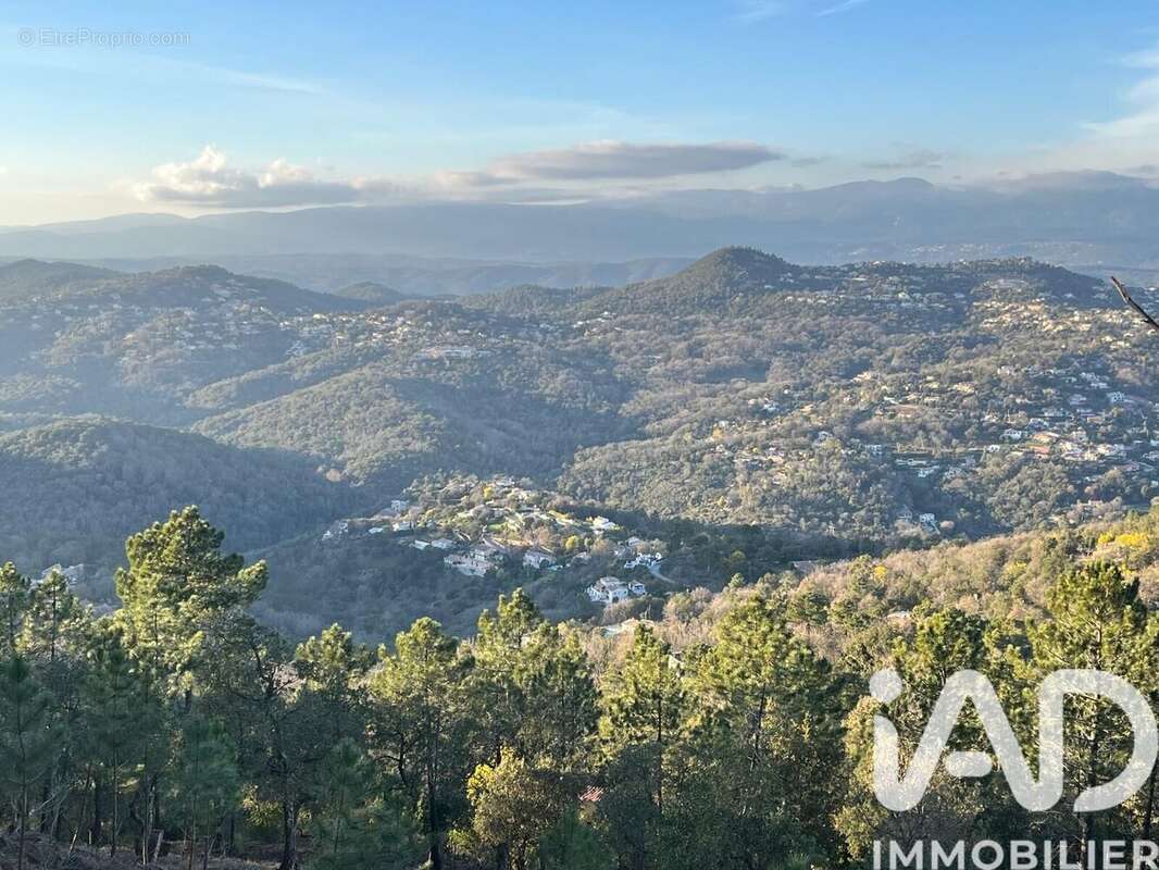Photo 2 - Maison à LES ADRETS-DE-L'ESTEREL