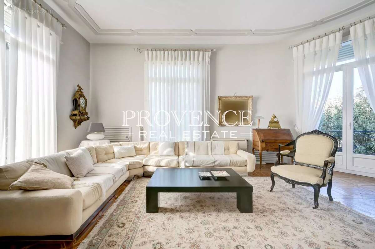 Maison à MARSEILLE-8E