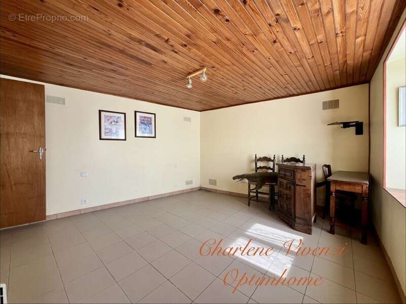 Maison à vendre 9 pièces angoustrine villeneuve esc (66) - photo 12