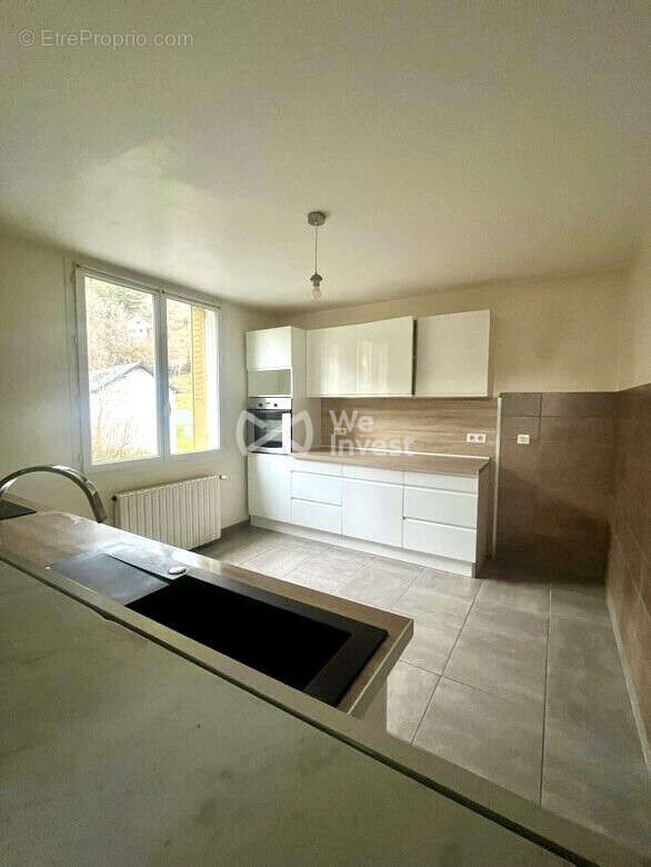 Appartement à SAINT-BONNET-AVALOUZE