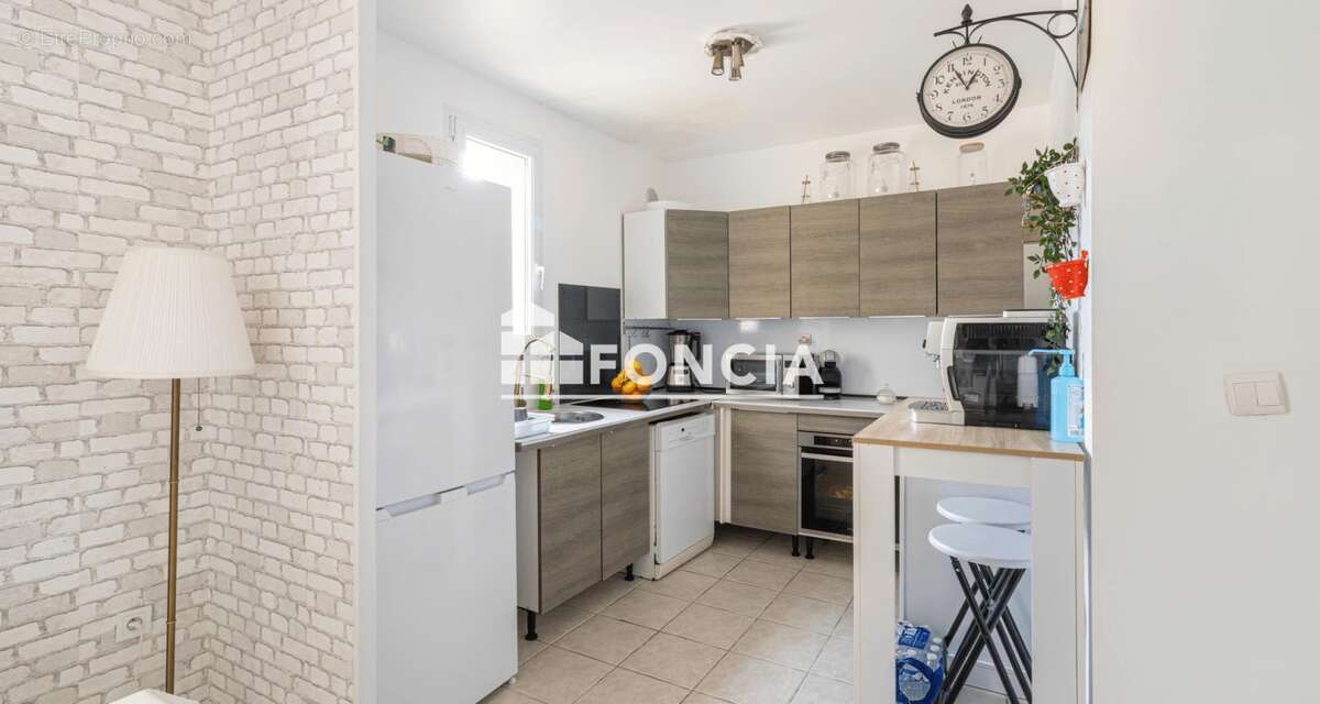 Appartement à PORT-DE-BOUC