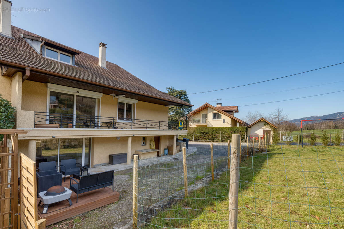 Maison à BRENTHONNE
